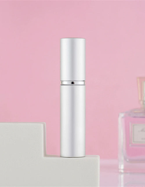 Load image into Gallery viewer, 5ml Portable Refillable Perfume Bottle With Atomizer Empty  Aluminum Parfume Case Container Spray Bottle Travel
