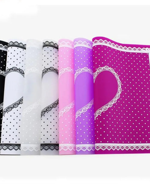 Load image into Gallery viewer, Nail Silicone Pillow with Lace Cushion Pillow Hand Holder Salon Nail Art Desk Mat Hand Pillow Cushion Photo Background Nail Tool
